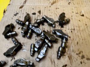 16 X DŹWIGIENKI ZAWORÓW ZAWOROWE CITROEN PEUGEOT 1.6 THP 5G01 10FJCC