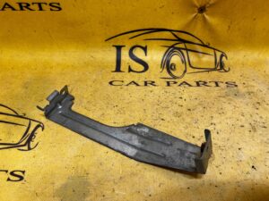 WSPORNIK MOCOWANIE PODSZYBIA LISTWY POD PRZEDNIĄ SZYBĄ RENAULT ZOE I Z.E.