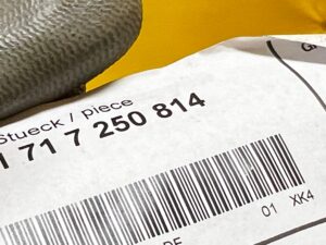 WYGŁUSZENIE DRZWI STYROPIAN PRAWY TYŁ BMW F07 NOWE OEM