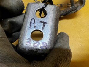 KOMPLET ZAWIASY DRZWI TYŁ PRAWY PEUGEOT 308 II T9 EU KTVD