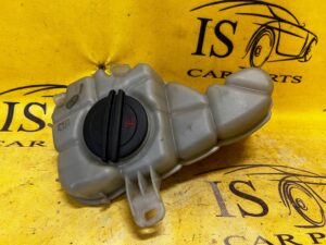 ZBIORNICZEK WYRÓWNAWCZY AUDI A8 D4 4.0 TFSI LIFT