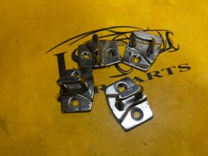 4 X RYGIEL ZAMKA DRZWI PRZÓD TYŁ BMW 3 E90 5 E60 X3 E83