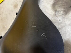 LISTWA OSŁONA POSZYCIE PROGU TYŁ PRAWA PRAWE RENAULT CAPTUR I PRZEDLIFT