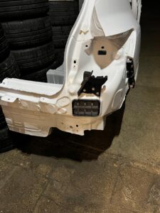 ĆWIARTKA BŁOTNIK PODŁUŻNICA PRÓG PRAWY BOK DACIA SANDERO STEPWAY III 2023R