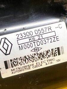 RENAULT DACIA 0.9 1.2 TCE ROZRUSZNIK 233000557R