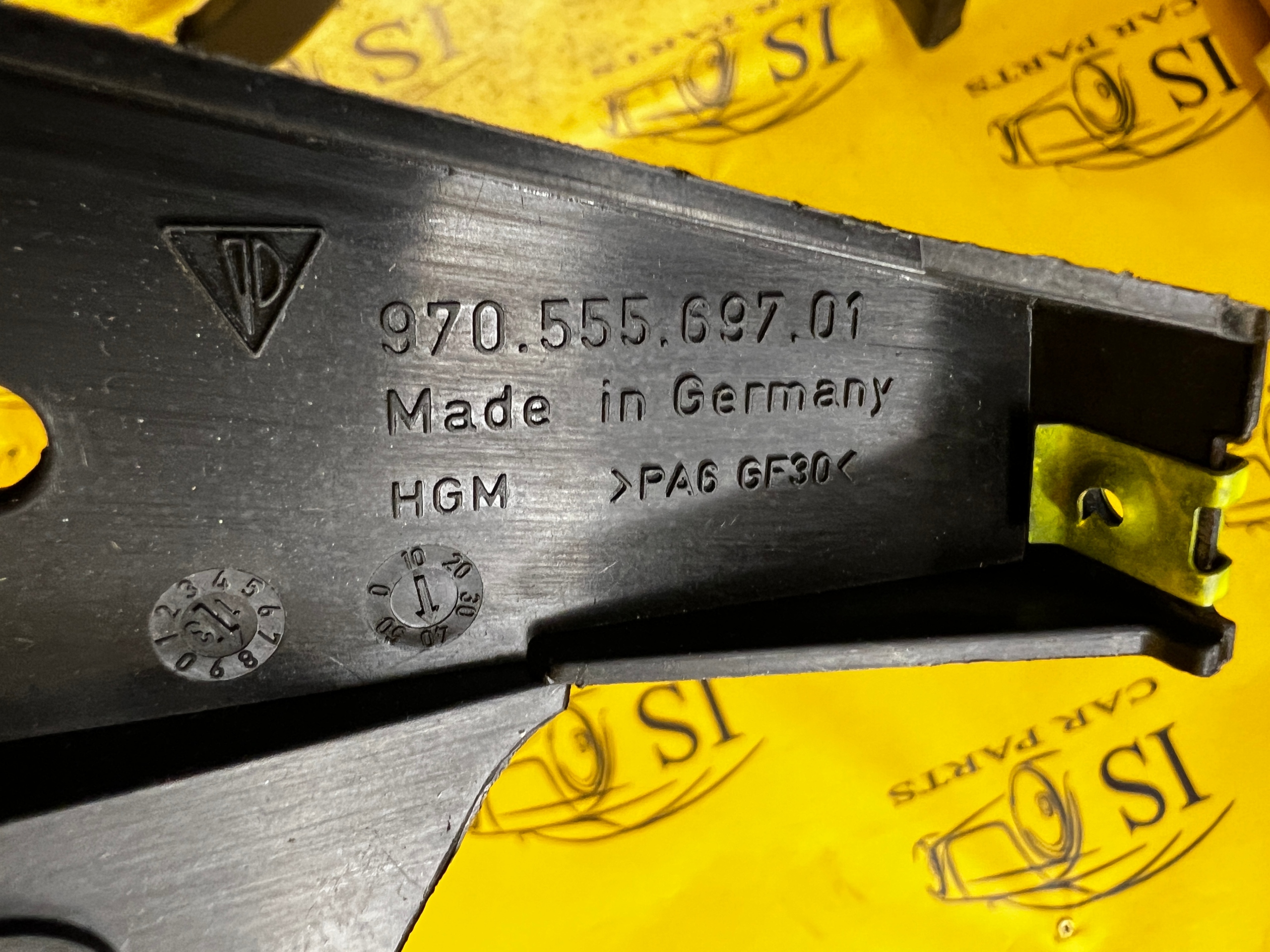 ŚLIZG MOCOWANIE WSPORNIK PORSCHE PANAMERA 970