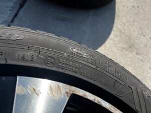 KOŁA FELGI OPONY LETNIE RENAULT MEGANE III SCENIC III 205/55 R17