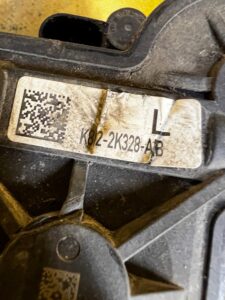 ZACISK HAMULCOWY TYŁ TYLNY LEWY RANGE ROVER EVOQUE II L551