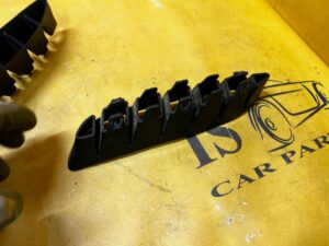 KRATKA WLOT WYLOT ZDERZAKA TYŁ LEWA LEWY RENAULT MEGANE IV RS