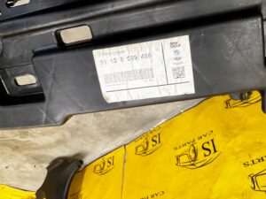 SMART OPENER WZMOCNIENIE ŚLIZG ZDERZAKA PASA ZDERZAKA TYŁ BMW M5 F90