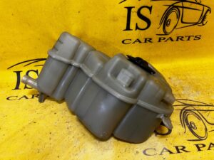 ZBIORNICZEK WYRÓWNAWCZY AUDI A8 D4 4.0 TFSI LIFT