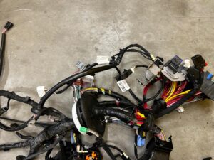 WIĄZKA WNĘTRZA ŚCIANY GRODZIOWEJ DACIA SANDERO III 1.0 TCE LPG ECO-G