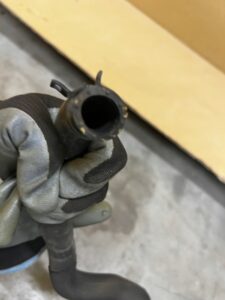 RURKA PRZEWÓD WĄŻ WODY UKŁADU CHŁODZENIA BMW M5 F90