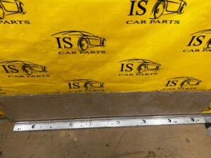 JAGUAR XJ X351 MOCOWANIE LISTWY PROGOWEJ PRAWA