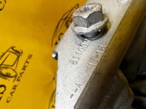 WSPORNIK UCHWYT MOCOWANIE AKUMULATORA DACIA SANDERO II RENAULT CAPTUR I