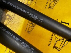 KOMPLET SIŁOWNIKI TELESKOPY KLAPY TYŁ BAGAŻNIKA RENAULT CAPTUR I PRZEDLIFT