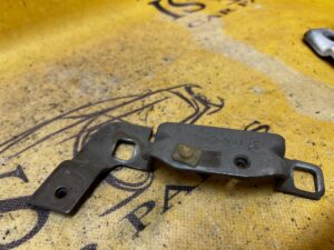 WSPORNIK MOCOWANIE BŁOTNIKA PRZÓD PRAWY RENAULT MEGANE IV