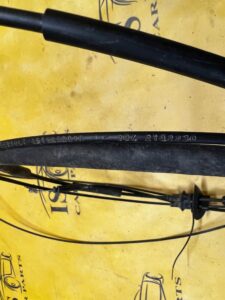 LINKA CIĘGNO RĄCZKA MASKI POKRYWY SILNIKA ŚWIATEŁ DACIA DOKKER EU