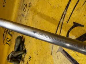 RURKA PROWADZĄCA PRZEWODU LINKI HAMULCA RĘCZNEGO PRAWA RENAULT MEGANE IV