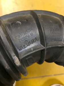RURA DOLOT POWIETRZA RENAULT MEGANE IV 1.3 TCE