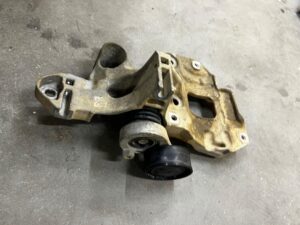 MOCOWANIE WSPORNIK ALTERNATORA NAPINACZ DACIA DOKKER 1.5 BLUE DCI