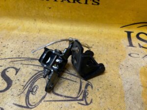 KOMPLET ZAWIASY DRZWI TYŁ LEWY RENAULT CAPTUR I PRZEDLIFT BIXPE