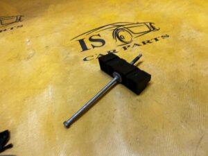 WSPORNIK MOCOWANIE AKUMULATORA FORD MUSTANG VI