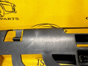 ŚLIZG ZDERZAKA TYŁ TYLNEGO MERCEDES E-KLASA W213 KOMBI