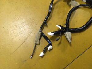 WIĄZKA INSTALACJA DESKI NAWIGACJI INFINITI Q70 M