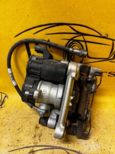 ZACISK HAMULCOWY LEWY TYŁ FORD ESCAPE MK4