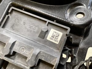 SMART OPENER WZMOCNIENIE ŚLIZG ZDERZAKA PASA ZDERZAKA TYŁ BMW M5 F90