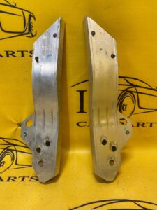 WSPORNIK MOCOWANIE PASA PRAWY MERCEDES W257