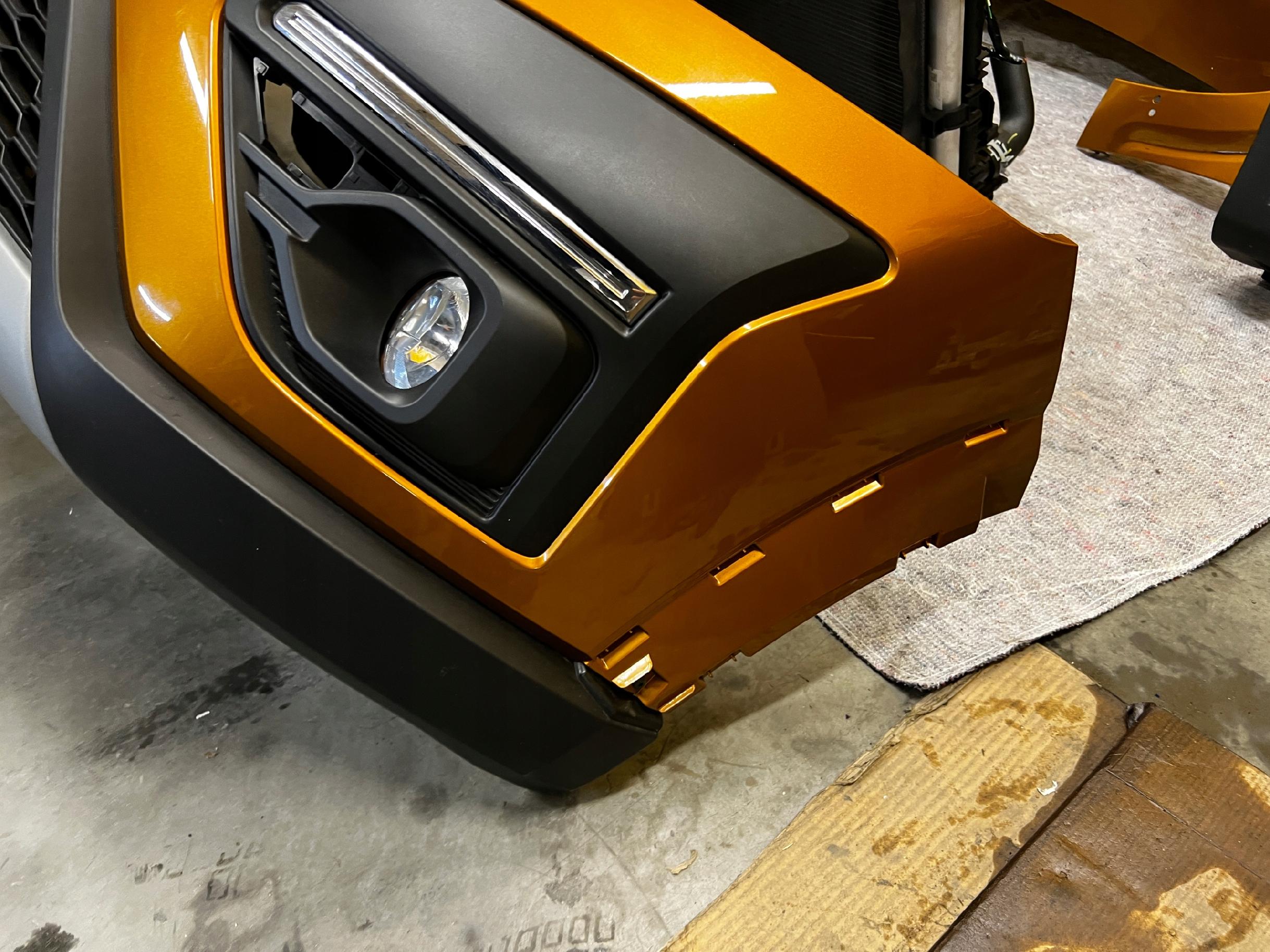 KOMPLETNY PRZÓD CHŁODNICE MASKA LAMPY DACIA SANDERO STEPWAY III 3 RUDY