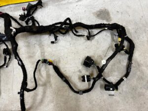 WIĄZKA INSTALACJA DESKI KONSOLI FORD KUGA MK3