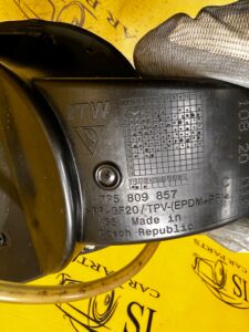 KLAPA WLEWU PALIWA KOREK PORSCHE CAYENNE 7P5 LIFT 92A