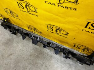 ŚLIZG MOCOWANIE ZDERZAKA TYŁ LR DISCOVERY 5