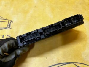 MODUŁ STEROWNIK KOMPUTER DRZWI PASAŻERA PRAWYCH CHEVROLET CORVETTE C5 97-04