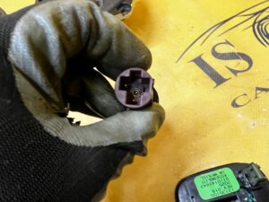 GNIAZDO ZAPALNICZKI 12V CHEVROLET CORVETTE C5 97-04