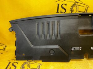 ŚRODKOWA GÓRNA OSŁONA CHŁODNIC PASA PRZEDNIEGO PRZÓD GENESIS GV70