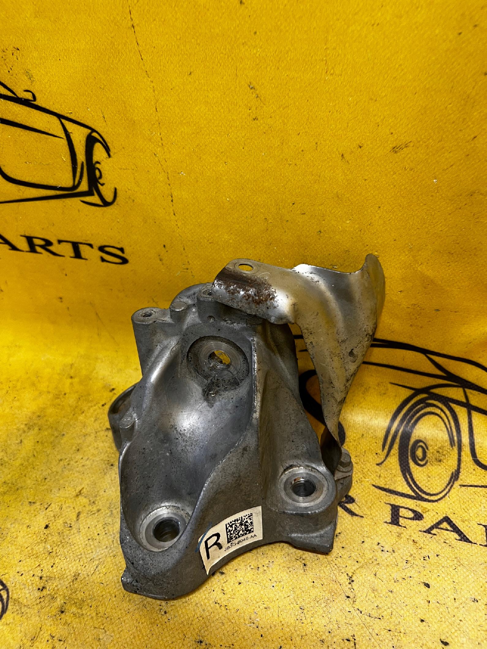 ŁAPA UCHWYT MOCOWANIE SILNIKA FORD RANGER MK5 V WILDTRAK