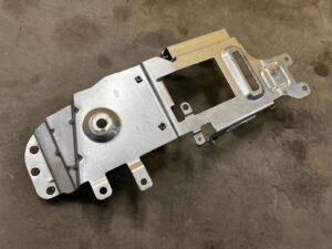 WSPORNIK MOCOWANIE RADIA NAWIGACJI LAND ROVER DISCOVERY 5 V L462