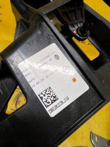 LEWAREK WYBIERAK BIEGÓW DACIA SANDERO III 2023R