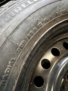 KOŁO ZAPASOWE DOJAZDOWE POKROWIEC BMW SERIA 3 E36 205/65 R15