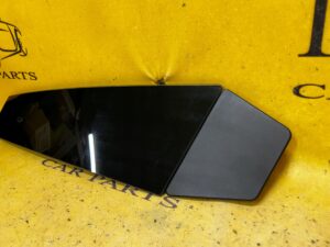 SZKLANY SŁUPEK OSŁONA SŁUPKA B KAMERA BOCZNA PRAWY TESLA MODEL 3 PRZEDLIFT