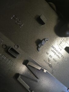 KLAPKA WLEWU PALIWA PEUGEOT 3008 II P84 17R ZIELON