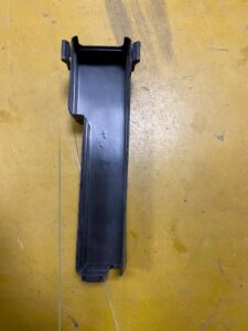 POKRYWA OSŁONA BEZPIECZNIKÓW INFINITI Q50