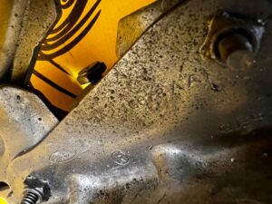 KOMPLET ZAWIASY MASKI POKRYWY SILNIKA LEWY PRAWY RANGE ROVER VELAR L560