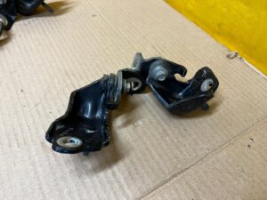 KOMPLET ZAWIASY DRZWI TYŁ PRAWY FORD FUSION LIFT USA J7