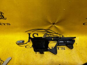 PLASTIK OSŁONA DRZWI JAGUAR XJ X351 AW93-274B11-AC