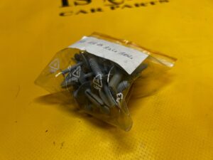 10 X SPINKA MOCOWANIE NIT BMW 1 E87 3 E36 COMPACT E46 E90 E91 NOWA OEM